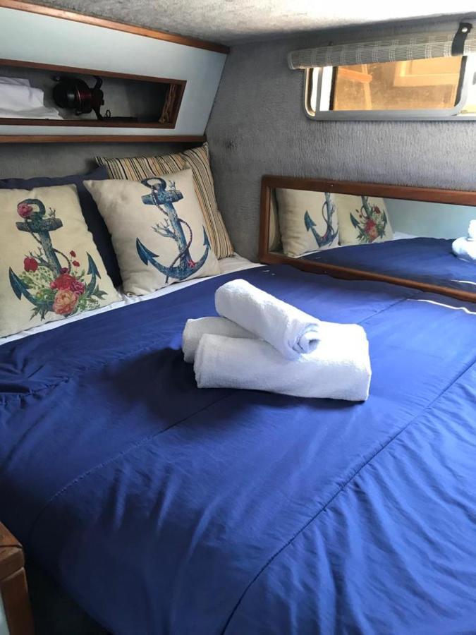 Hotel Boat To Sleep In Barcelona Sant Adrià de Besòs Exterior foto